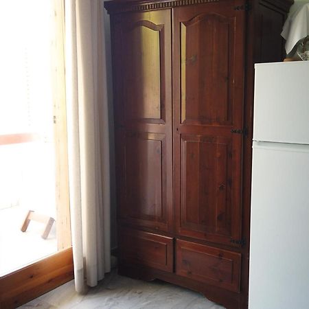 Fistiki Rooms Agia Marina  Экстерьер фото